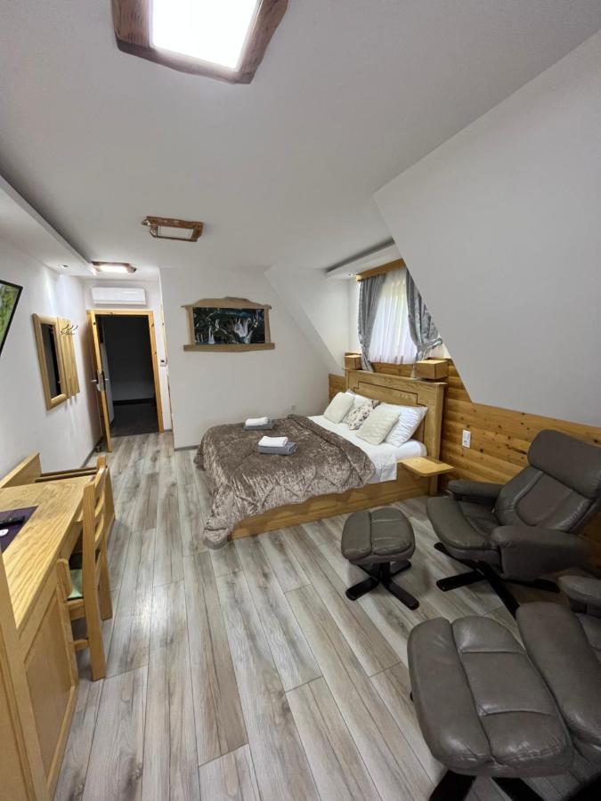 Rustic Inn River Prijeboj Екстер'єр фото