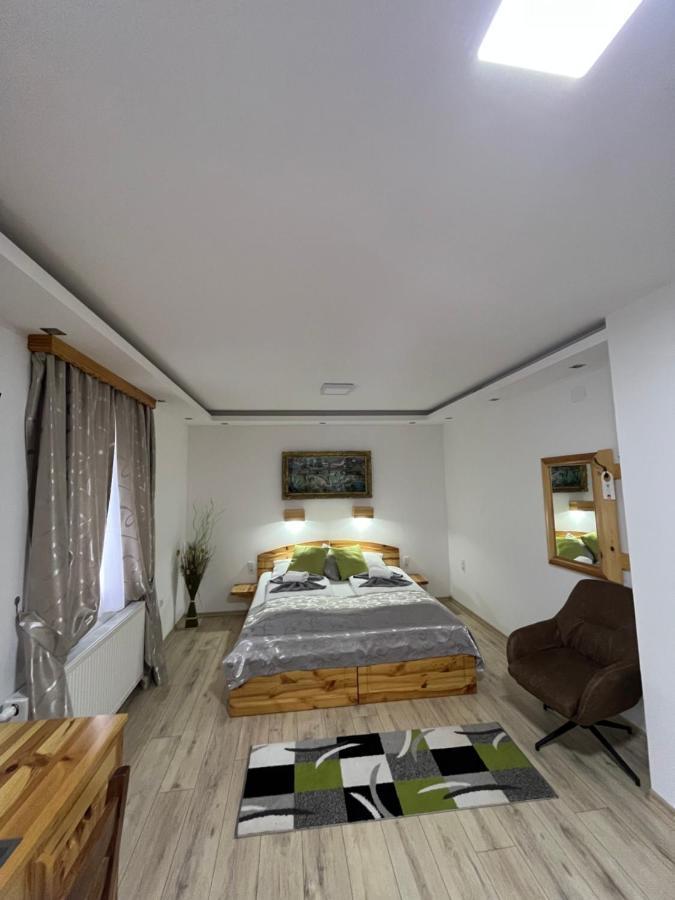 Rustic Inn River Prijeboj Екстер'єр фото