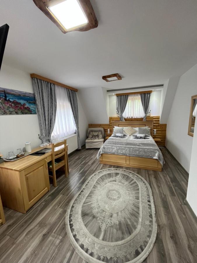 Rustic Inn River Prijeboj Екстер'єр фото