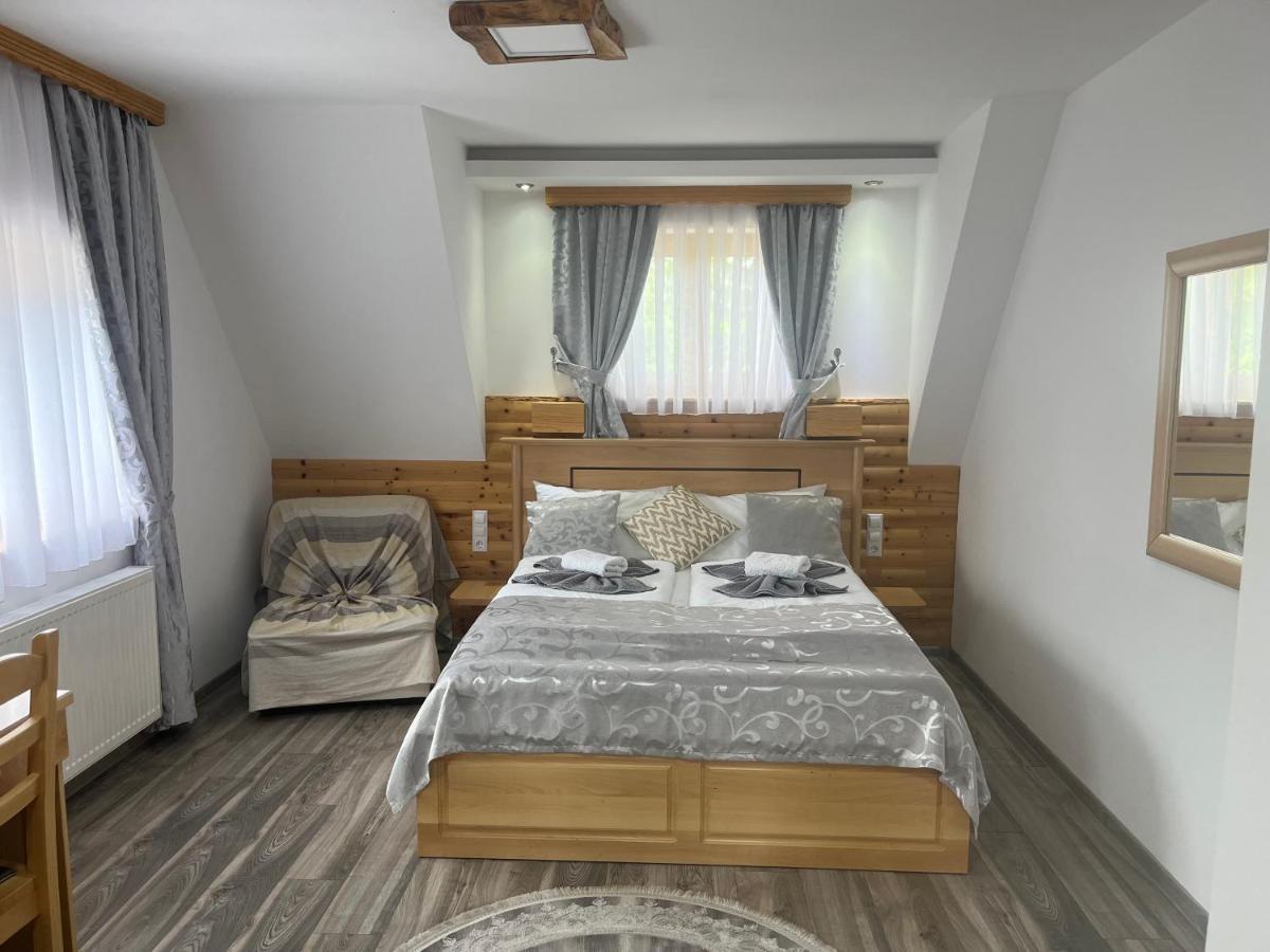 Rustic Inn River Prijeboj Екстер'єр фото