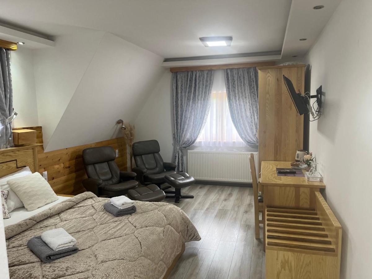 Rustic Inn River Prijeboj Екстер'єр фото