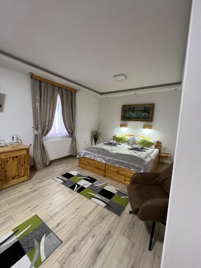 Rustic Inn River Prijeboj Екстер'єр фото