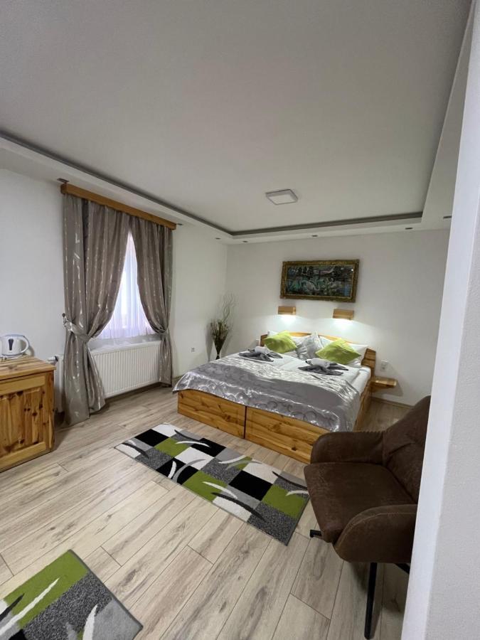 Rustic Inn River Prijeboj Екстер'єр фото