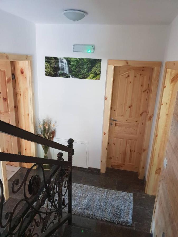 Rustic Inn River Prijeboj Екстер'єр фото