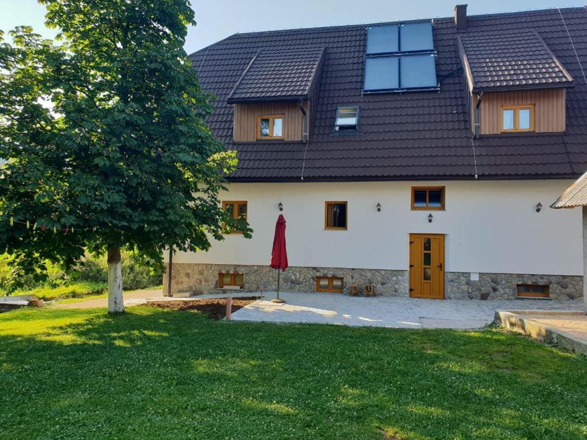 Rustic Inn River Prijeboj Екстер'єр фото